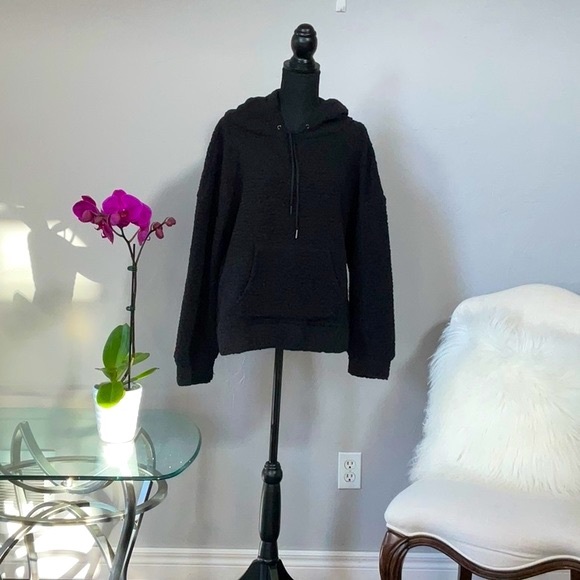 Lulus Black Hoodie - Picture 1 of 6